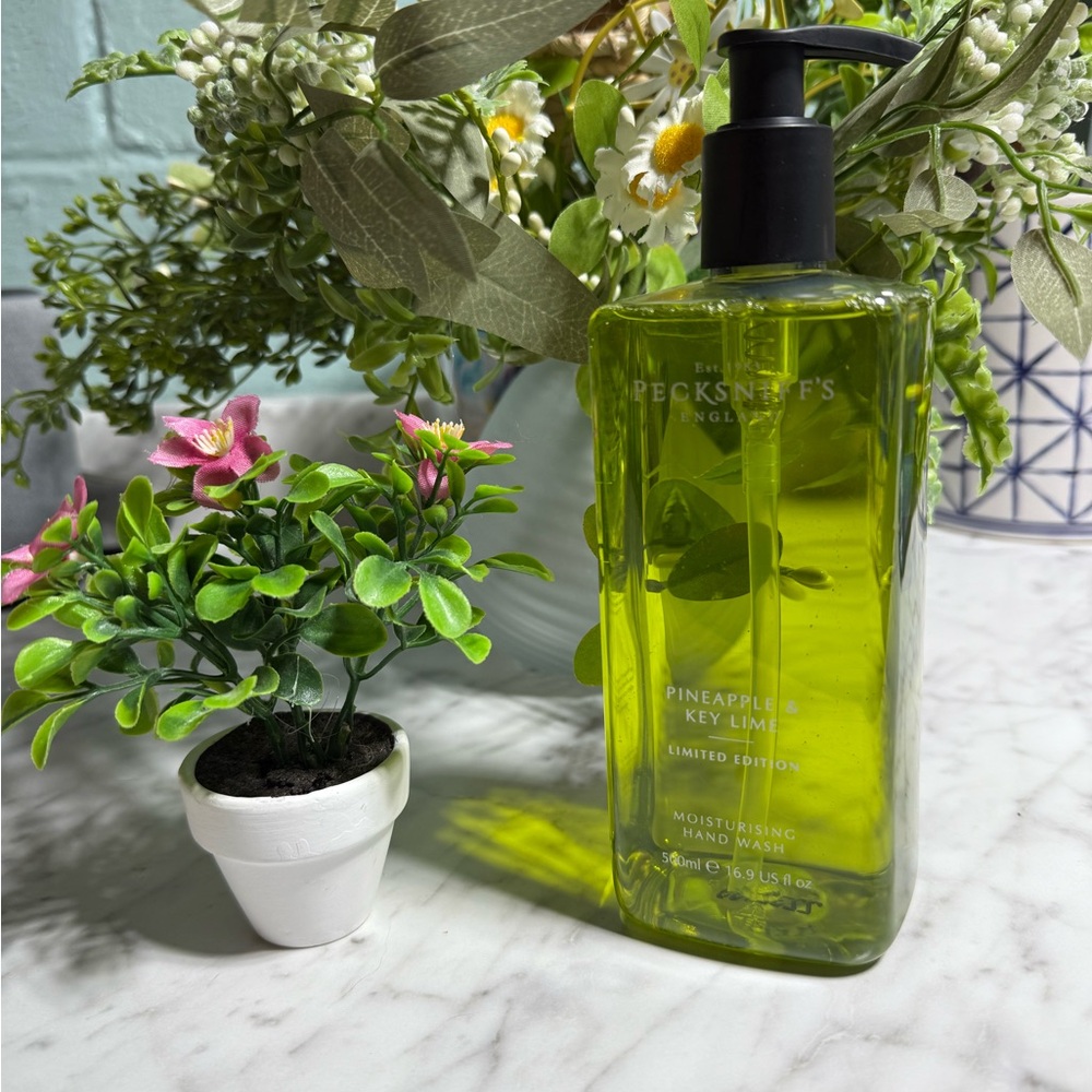 Pecksniff’s Pineapple & Key Lime Hand Wash 16.9 oz Limited Edition